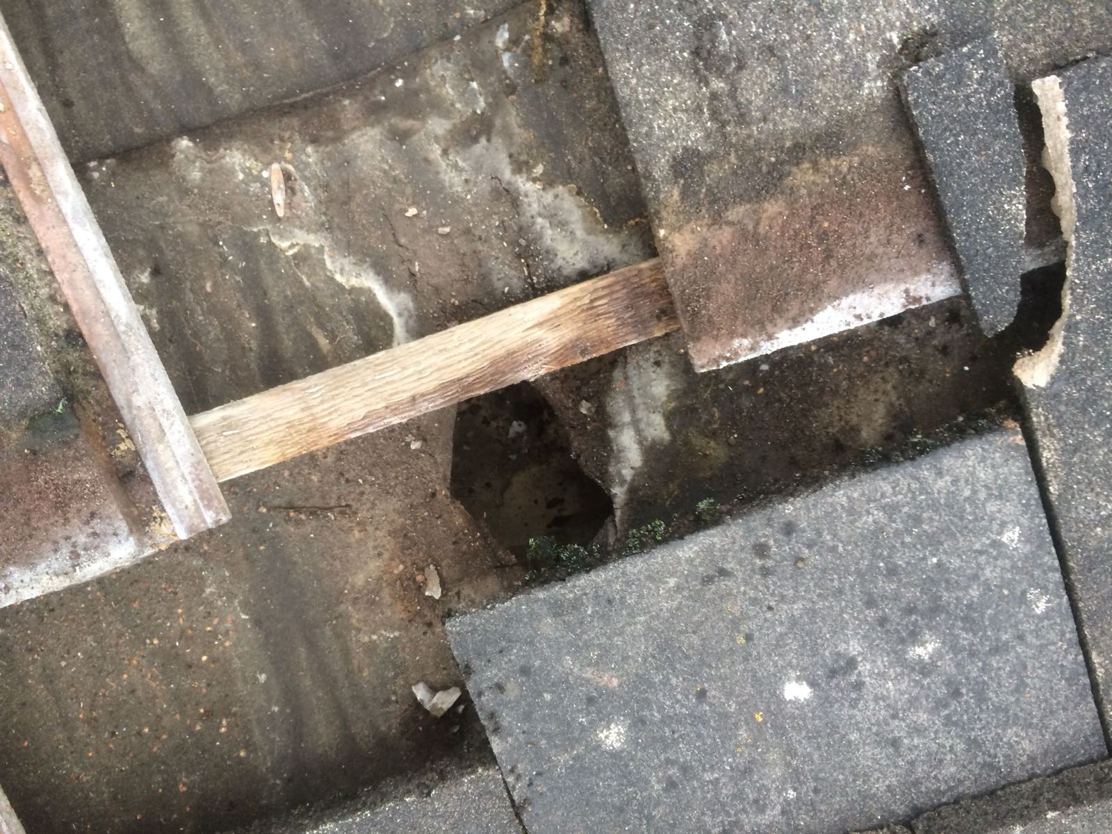 Damaged Roof Broken Eave Renewal